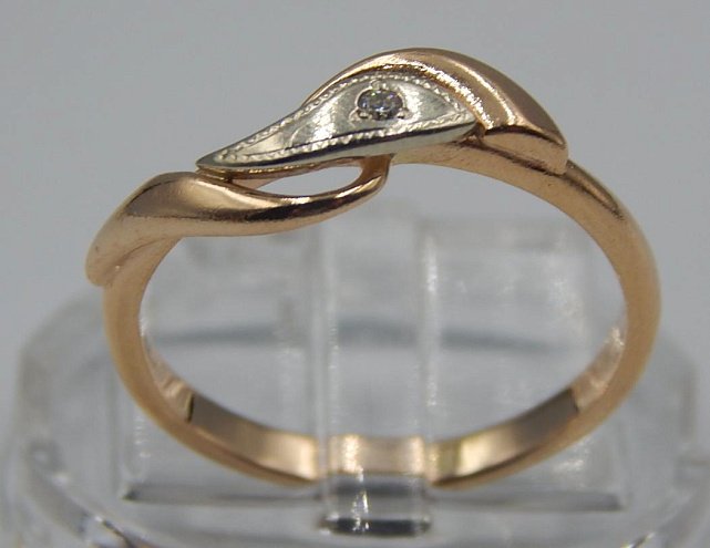 Кольцо из красного и белого золота с цирконием (33215605) 0