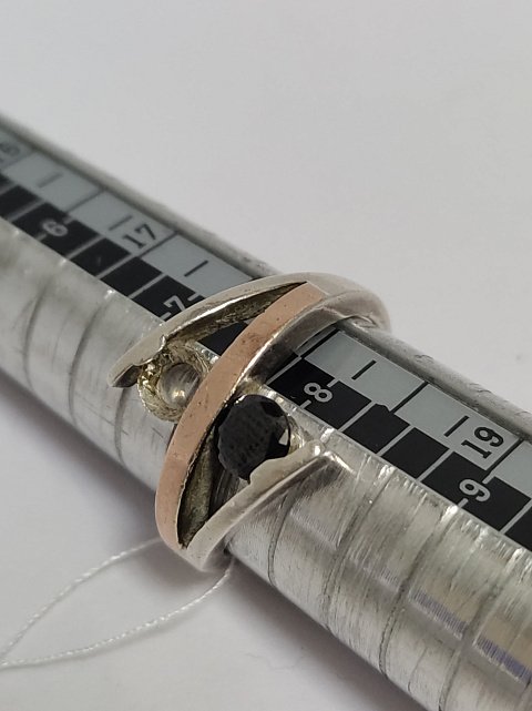 Серебряное кольцо с позолотой и цирконием (33666723) 2