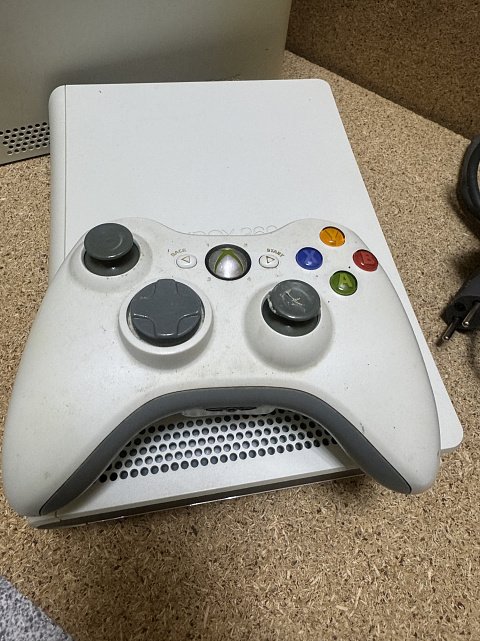 Игровая приставка Microsoft Xbox 360 120GB 3