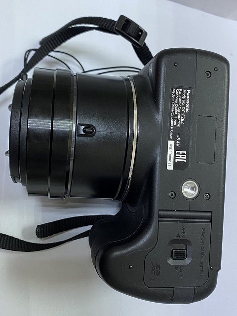 Фотоапарат Panasonic DC-FZ82 2