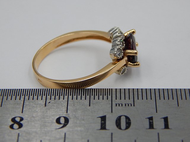 Кольцо из красного и белого золота с цирконием (30449325) 4