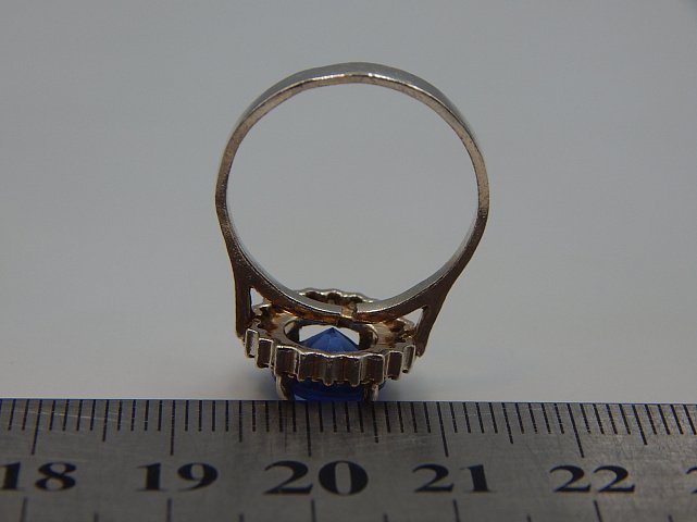 Серебряное кольцо с цирконием (33230636) 3
