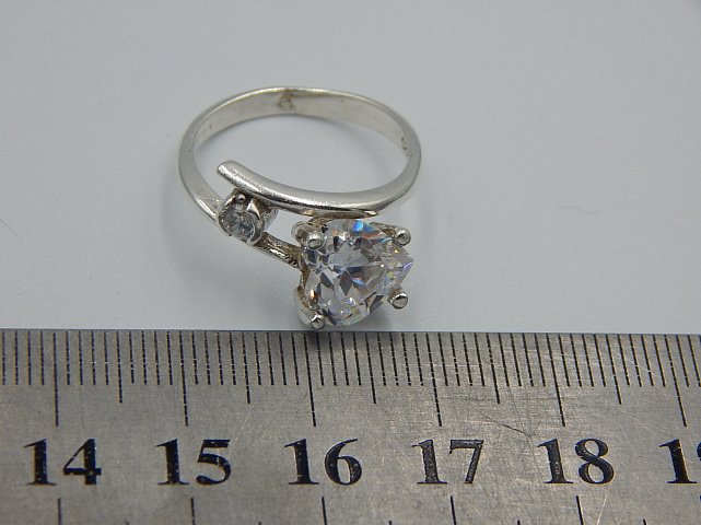 Серебряное кольцо с цирконием (30506752) 2