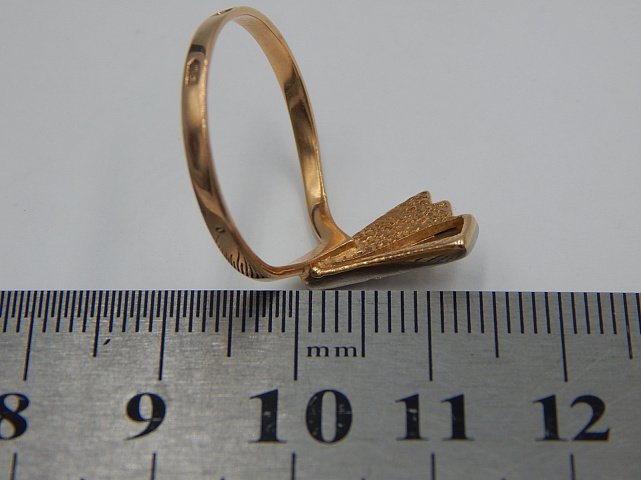 Кольцо из красного и белого золота с цирконием (29127197)  8