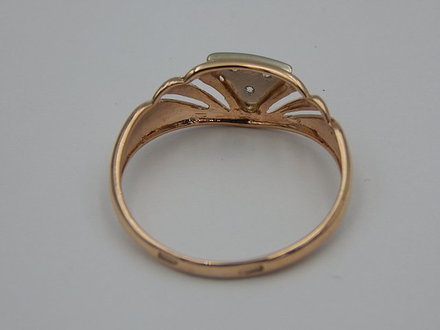 Кольцо из красного и белого золота с цирконием (32440503)  5