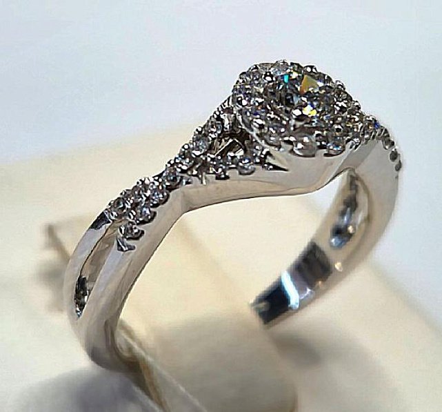 Кольцо из белого золота с бриллиантом (-ми) (32460045) 0