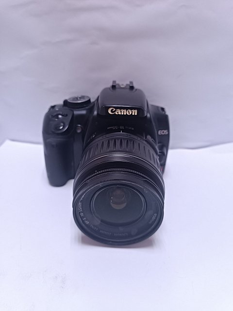 Фотоапарат Canon EOS 400D 0