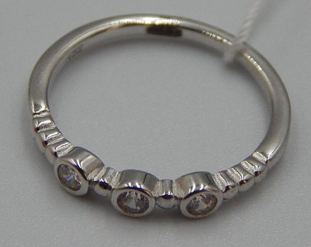 Серебряное кольцо с цирконием (30470134) 2