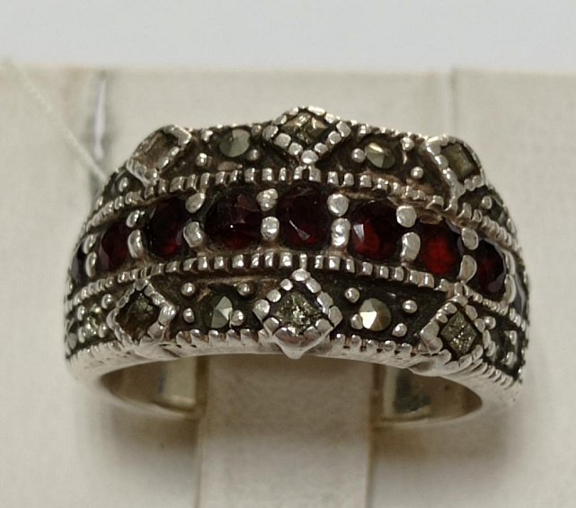Серебряное кольцо с рубином и цирконием (33730896) 0