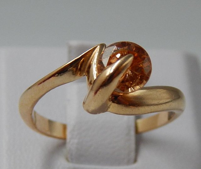 Кольцо из красного золота с цирконием (30837852)  0