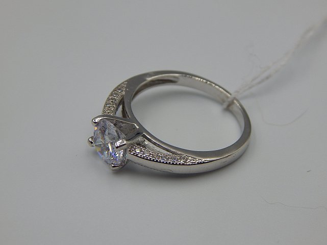 Серебряное кольцо с цирконием (33016626) 3