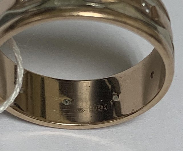 Обручальное кольцо из красного и белого золота с цирконием (31959841) 1