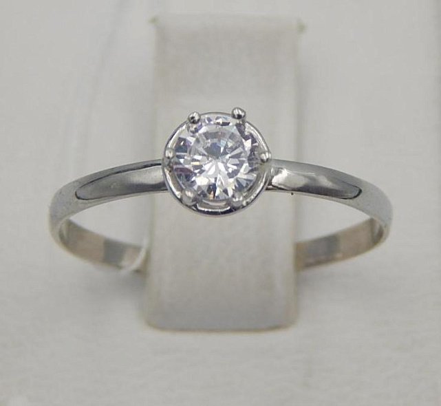 Серебряное кольцо с цирконием (30513826) 0