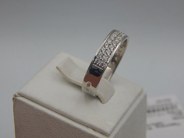 Серебряное кольцо с цирконием (30513031) 1
