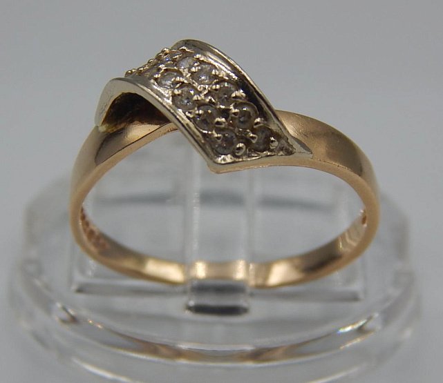 Кольцо из красного и белого золота с цирконием (33766929) 0