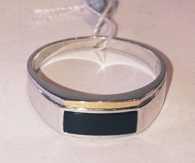 Срібний перстень з оніксом (27629748) 1