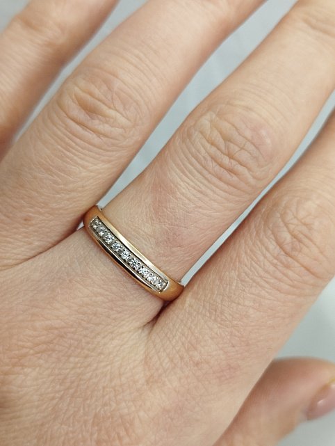 Обручальное кольцо из красного и белого золота с цирконием (32877886) 2