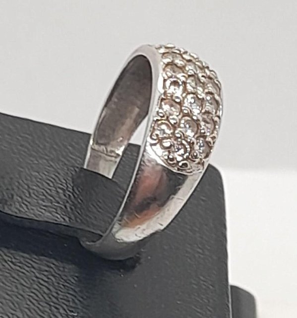 Серебряное кольцо с цирконием (31762267) 1