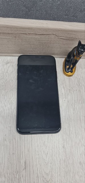 Apple iPhone 11 64GB Black (MWLT2) 7