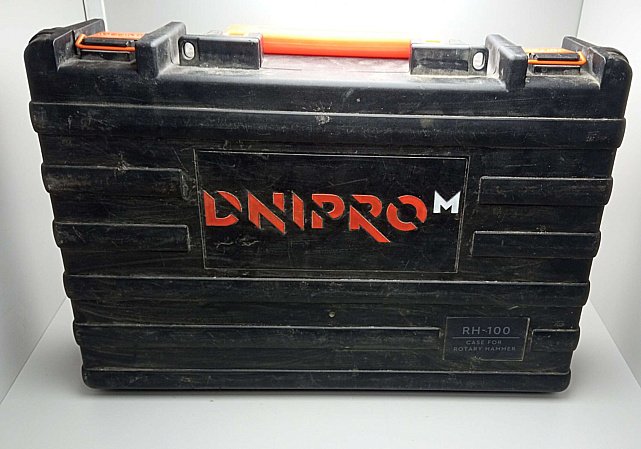 Перфоратор Dnipro-M RH-100 1