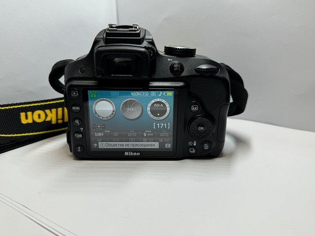 Фотоапарат Nikon D3300  4