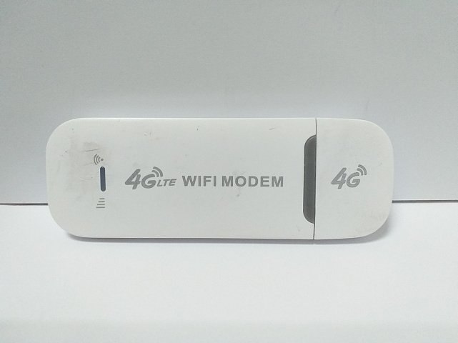 4G модем USB c WiFi роутером WavLink LTE UFI-XX 0