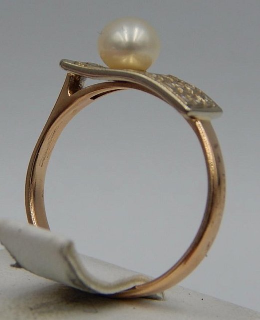 Кольцо из красного и желтого золота с жемчугом и цирконием (28409271) 4