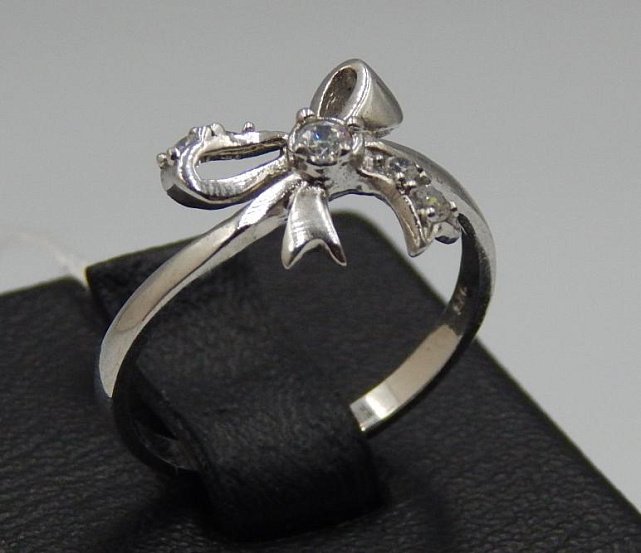Серебряное кольцо с цирконием (30798635) 3