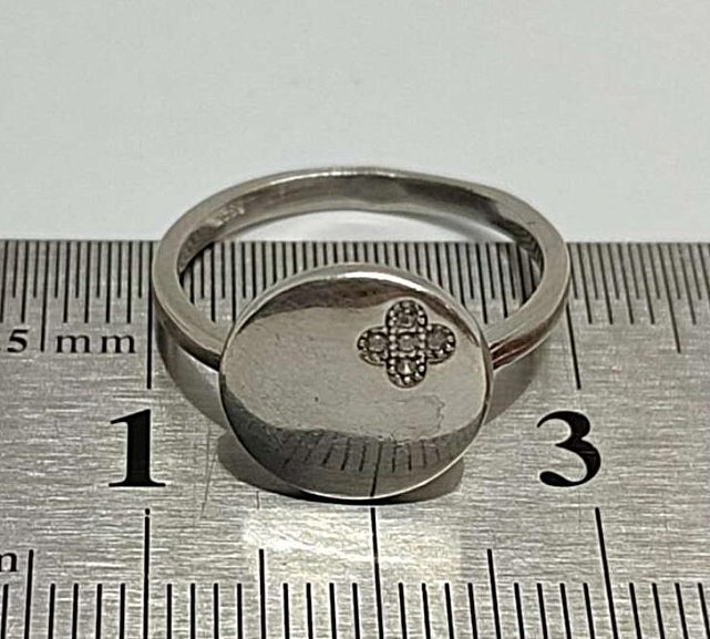 Серебряное кольцо с цирконием (33476233) 3