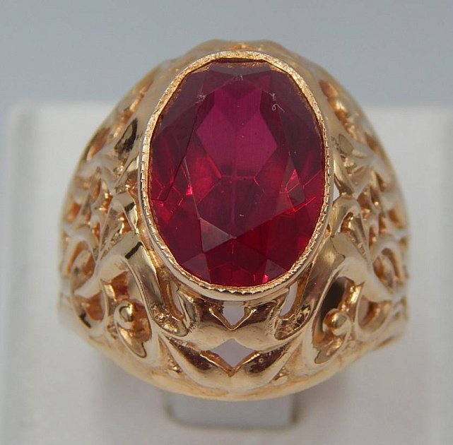 Кольцо из красного золота с корундом (29092232) 1