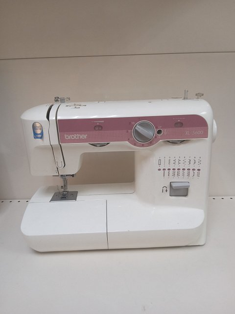 Швейна машинка Brother XL-5600 0