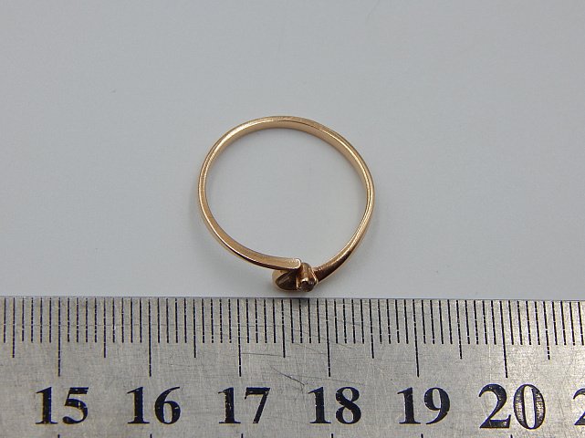 Кольцо из красного и белого золота с цирконием (32420957)  5