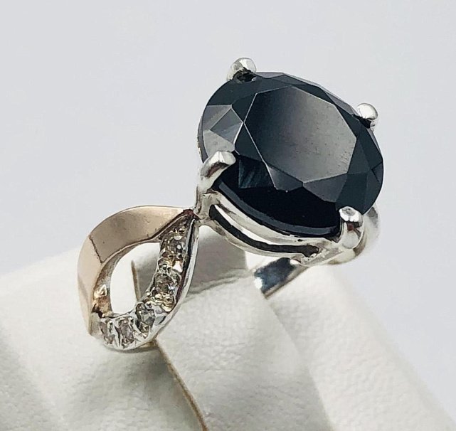 Серебряное кольцо с позолотой и цирконием (33895264) 0