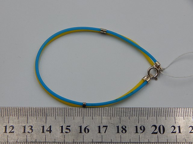Каучуковый браслет с серебряной вставкой (32584650) 2