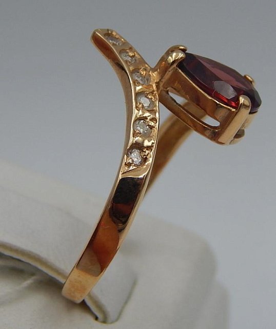 Кольцо из красного золота с гранатом и бриллиантом (-ми) (28237258)  2