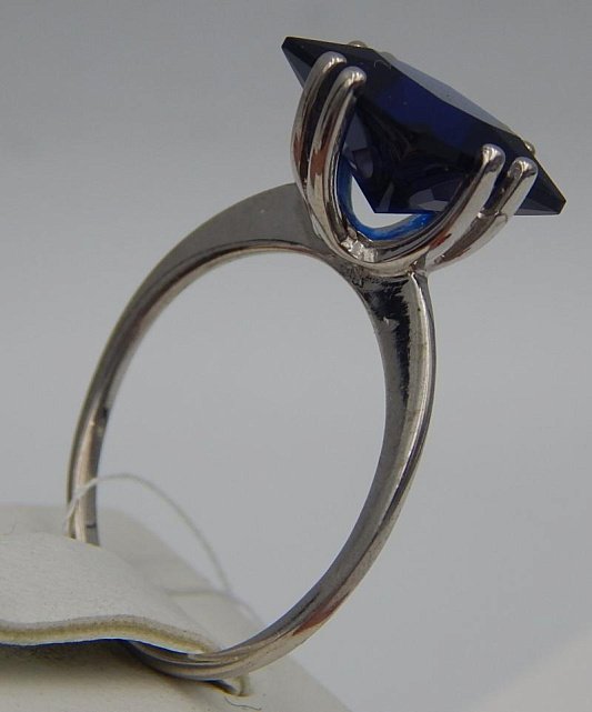Серебряное кольцо с цирконием (28350582) 1