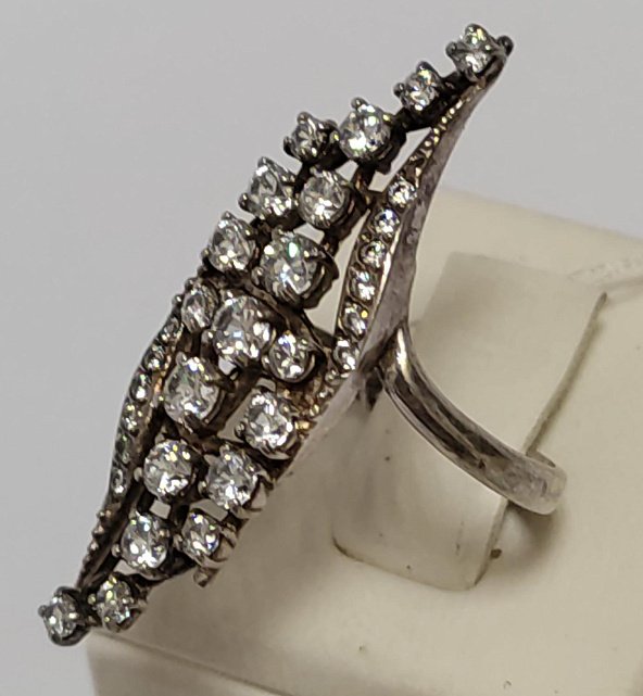 Серебряное кольцо с цирконием (33667668) 1