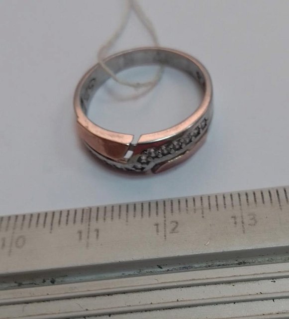 Серебряное кольцо с цирконием (30307335) 1