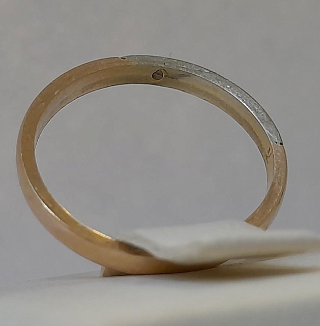 Обручальное кольцо из красного и белого золота с бриллиантом (-ми) (33931278) 2