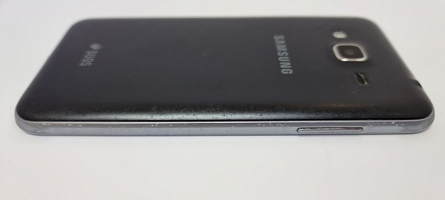 Samsung Galaxy J3 2016 Black (SM-J320HZKD) 1/8Gb 6
