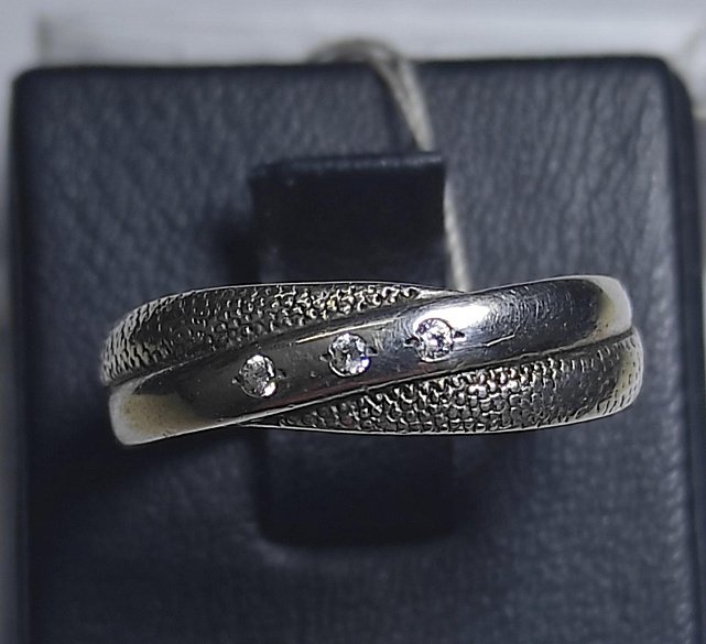 Серебряное кольцо с цирконием (30059705) 0