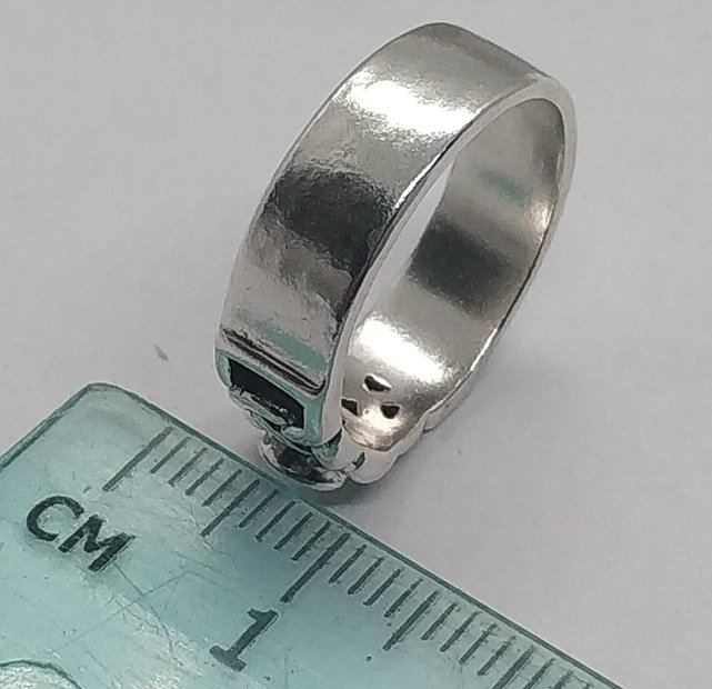 Серебряное кольцо с цирконием (30196030) 1