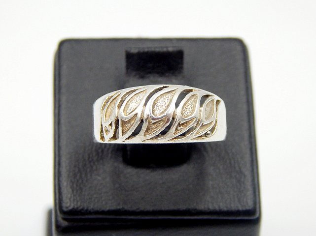 Серебряное кольцо (30490451) 0