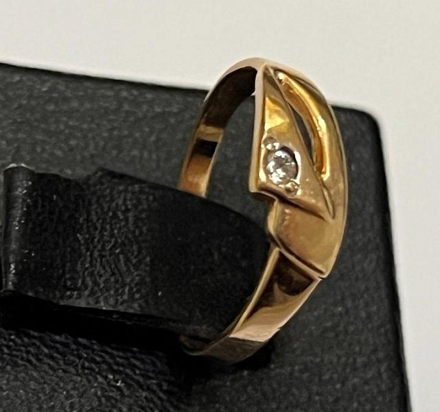 Кольцо из красного золота с цирконием (33064358)  1
