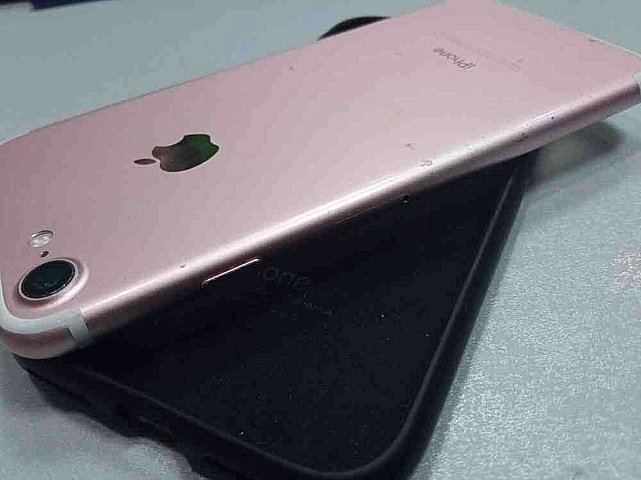 Apple iPhone 7 128Gb Rose Gold 10