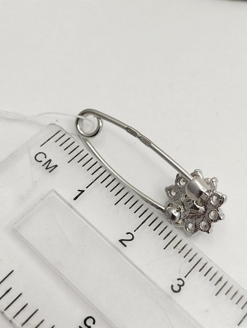 Серебряная булавка с жемчугом и цирконием (33303353) 1