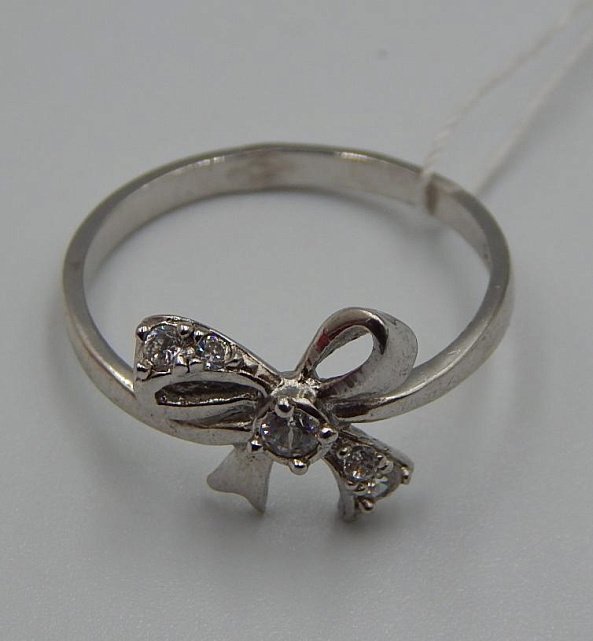 Серебряное кольцо с цирконием (30798635) 1