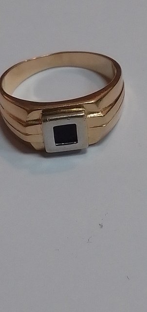 Перстень из красного и белого золота с агатом (31605590) 0