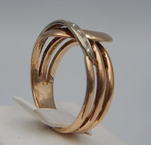 Кольцо из красного и белого золота с цирконием (32288442) 3