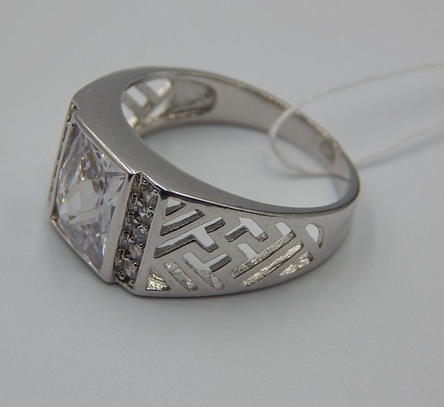 Серебряный перстень с цирконием (33014263) 2
